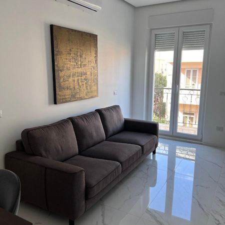 קליארי Caralis Suites Rooms מראה חיצוני תמונה