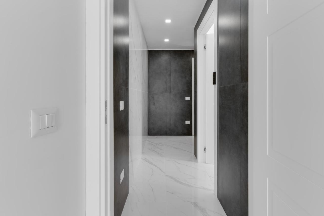 קליארי Caralis Suites Rooms מראה חיצוני תמונה