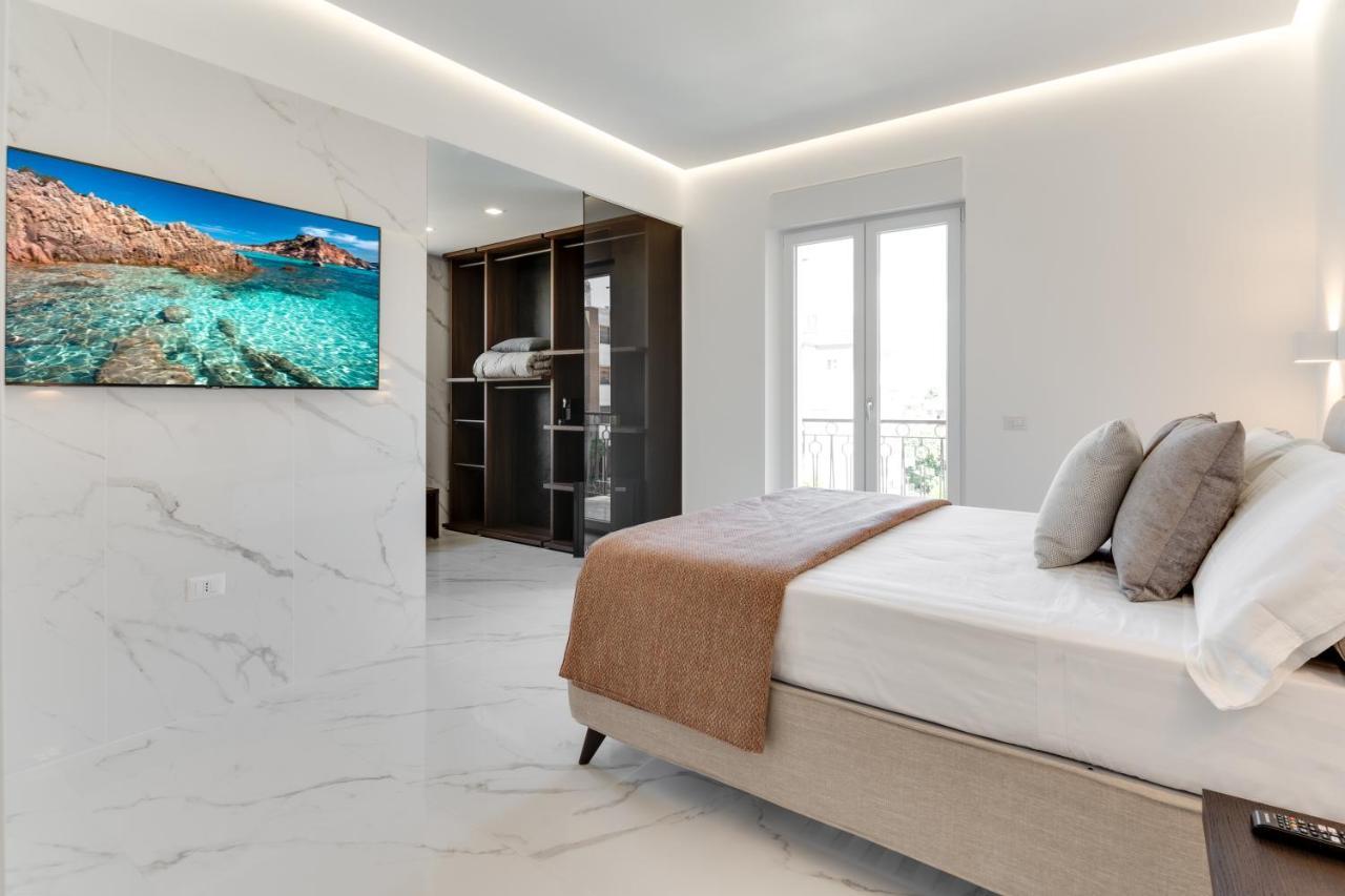 קליארי Caralis Suites Rooms מראה חיצוני תמונה